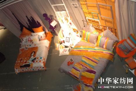 SaintMarc品牌08秋冬季新品炫色上市