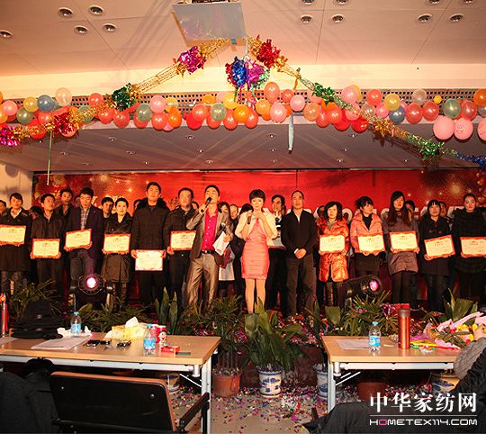 _m2011(ji)(lin)g(hu)A
