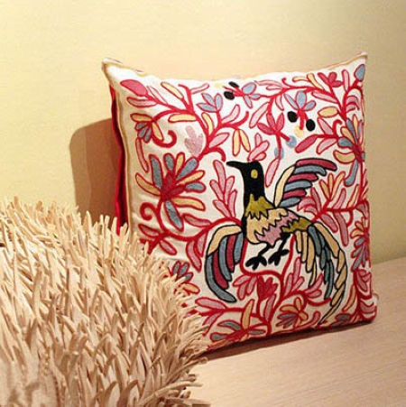 風格獨特刺繡家居陳設(shè)