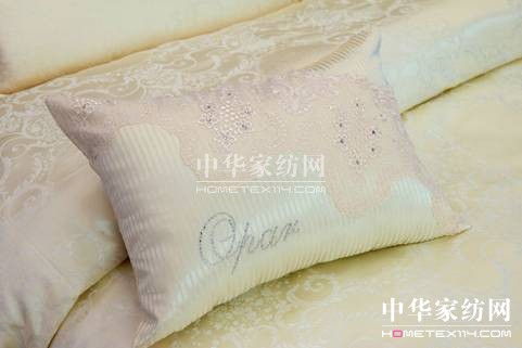 歐派家紡：婉約端莊，知性優(yōu)雅
