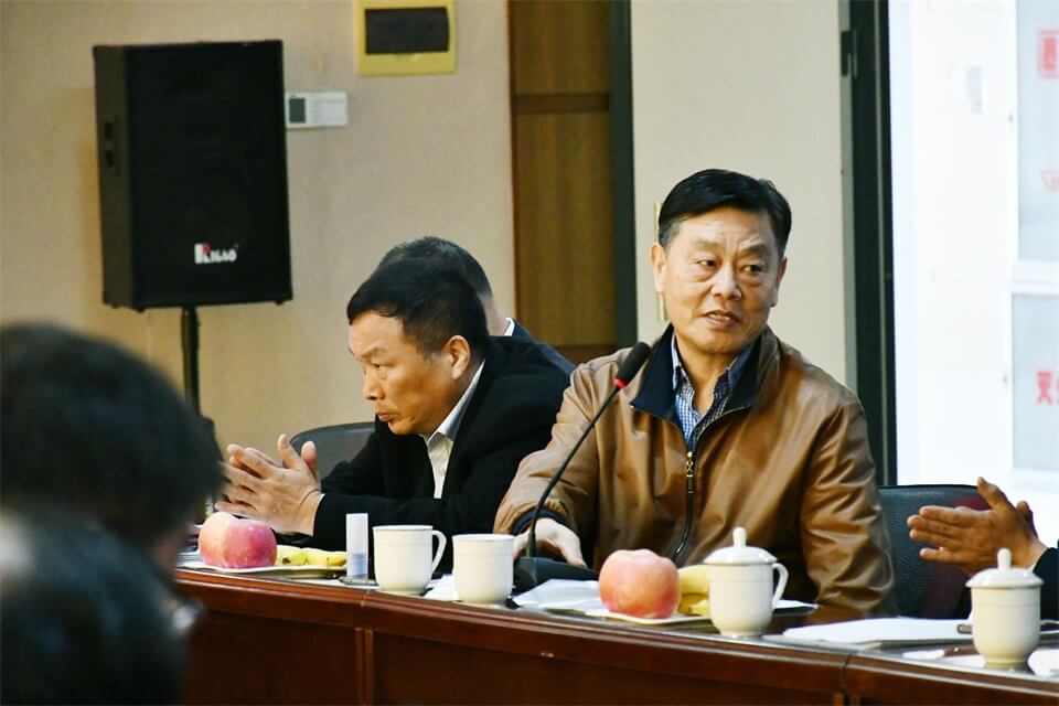 全國工具五金標(biāo)準(zhǔn)化分技術(shù)委員會換屆大會在威力集團(tuán)舉行(圖6) 全國工具五金標(biāo)準(zhǔn)化分技術(shù)委員會換屆大會在威力集團(tuán)舉行(圖6)