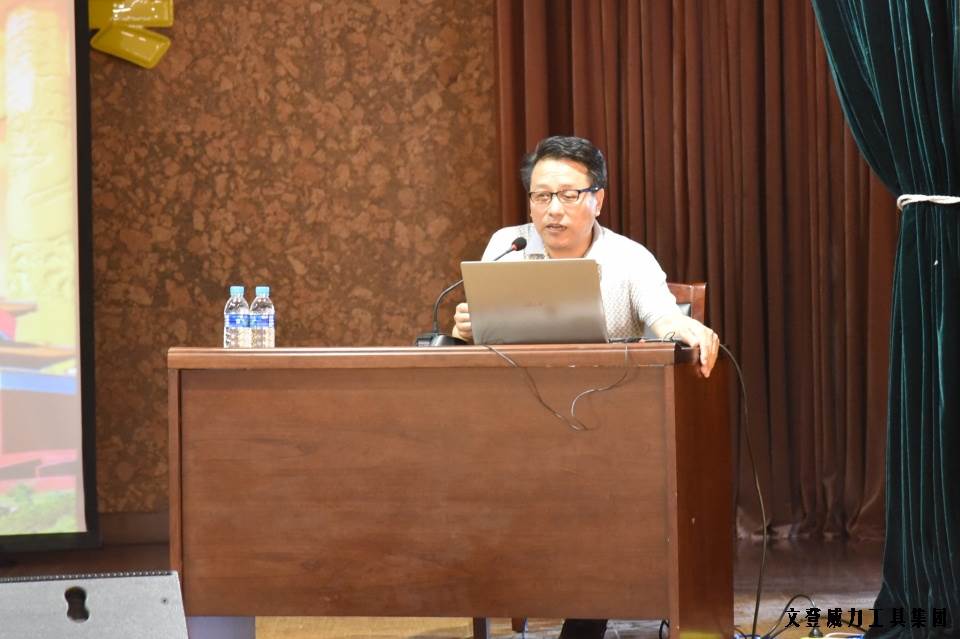 “迎七一”威力工具集團(tuán)公司召開2017年黨員學(xué)習(xí)大會(圖4)